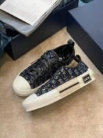 Christian Dior Crystal B23 Oblique SneakersLow-Top Sneaker Spring/Summer Collection Black - Premium Quality Streetwear Sneaker - Image 4