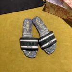 Christian Dior Dway Kaleidiorscopic Mule Sandals in Embroidered CottonSpring /Summer Collection Green /Black - Premium Quality Streetwear Sneaker