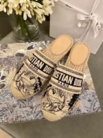Christian Dior Tiger Toile de Jouy Espadrille MulesSpring /Summer 2020 Collection. Navy /Beige - Premium Quality Streetwear Sneaker - Image 2