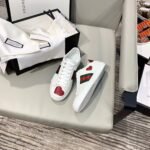 Gucci Ace Sneaker with Heart Embroidery 435638Spring/Summer 2019 Collection White Women Shoes - Premium Quality Streetwear Sneaker